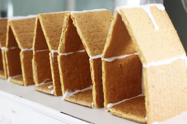 peep houses3
