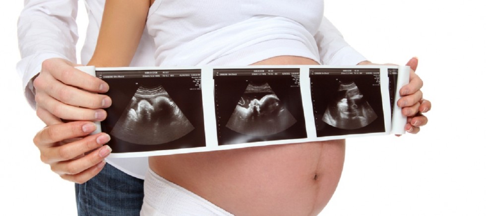 Υπουργείο Υγείας: Ριζικές αλλαγές στην εξωσωματική γονιμοποίηση
