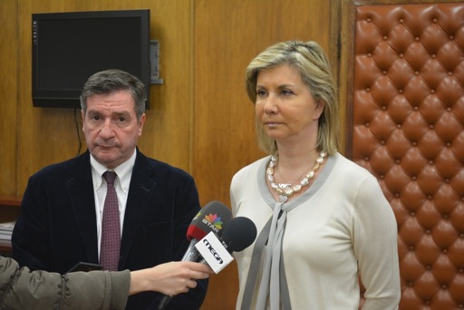 kaminis makri