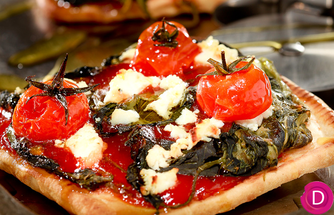 Συνταγή της ημέρας: Πίτσα με βλίτα και τυρένια βάση