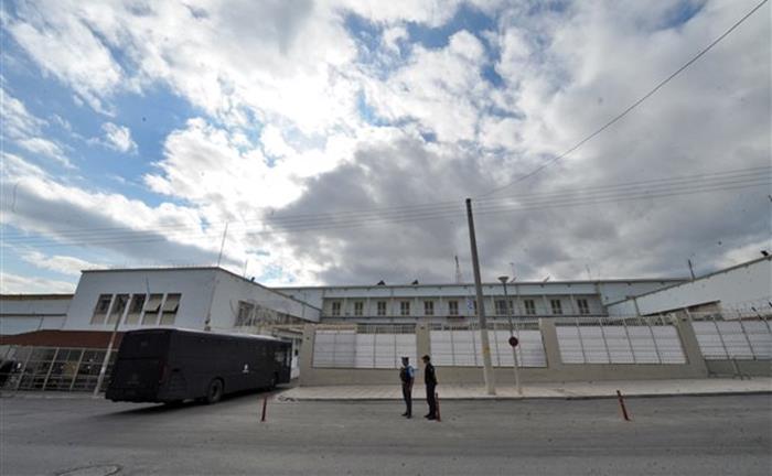 Οι οργανώσεις απαιτούν ανθρώπινες συνθήκες στο Νοσοκομείο Φυλακών Κορυδαλλού