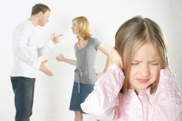 Πως βιώνουν τα παιδιά το βίαιο διαζύγιο;