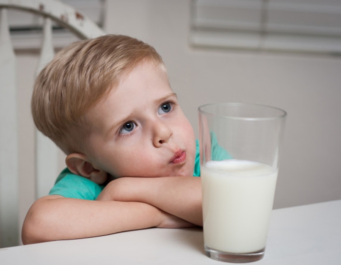 Τι να δώσετε στο παιδί αν δεν πίνει γάλα