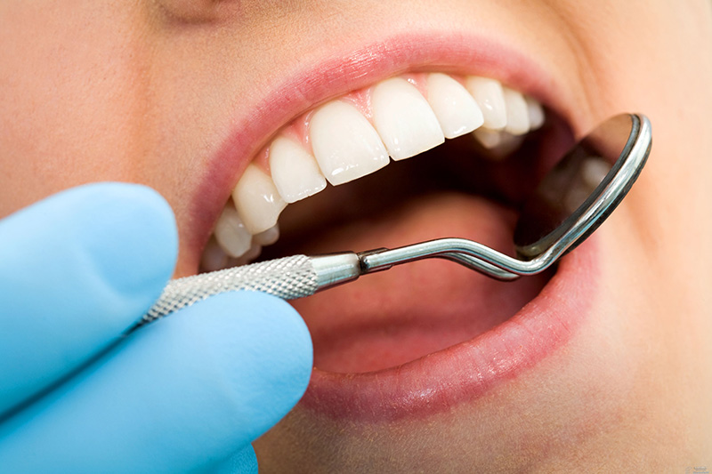 Οδοντίατροι: πλήττονται από αθέμιτο ανταγωνισμό των Σκοπίων