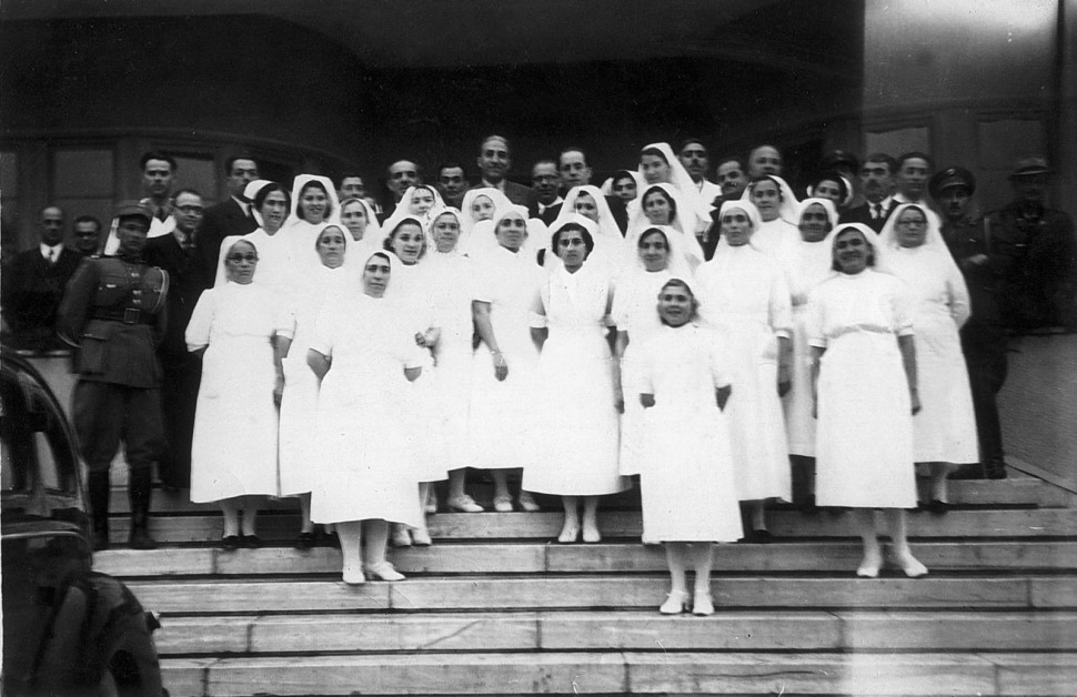 Ο Ερυθρός Σταυρός και οι Νοσηλεύτριες του 1940