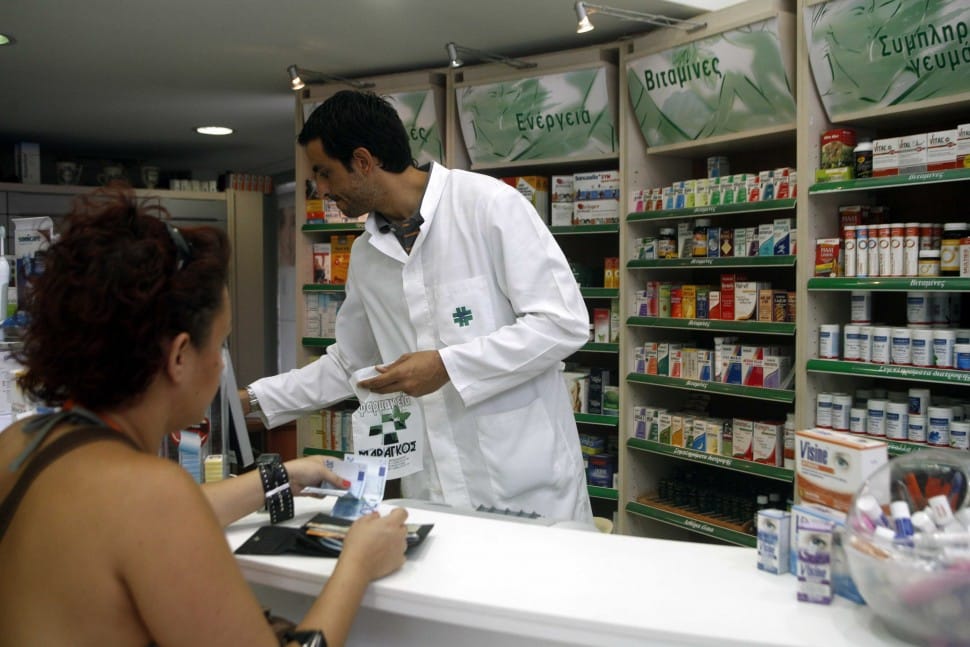 ΦΕΚ: Παράταση θητείας επικουρικών φαρμακοποιών