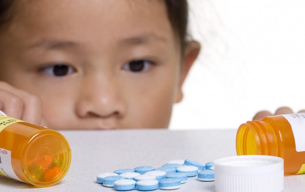 Παιδιά και έφηβοι κινδυνεύουν από μη ορθή χρήση φαρμάκων