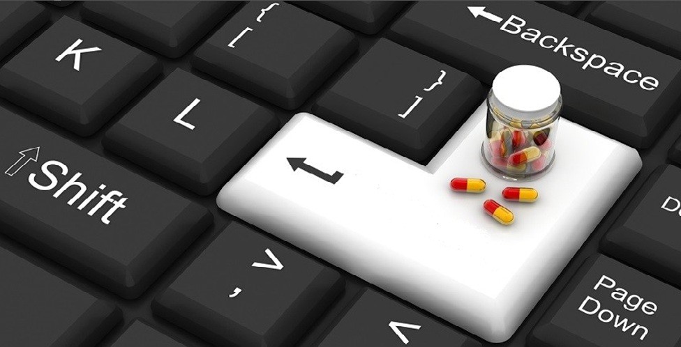 Διπλάσιες οι αγορές φαρμάκων μέσω διαδικτύου