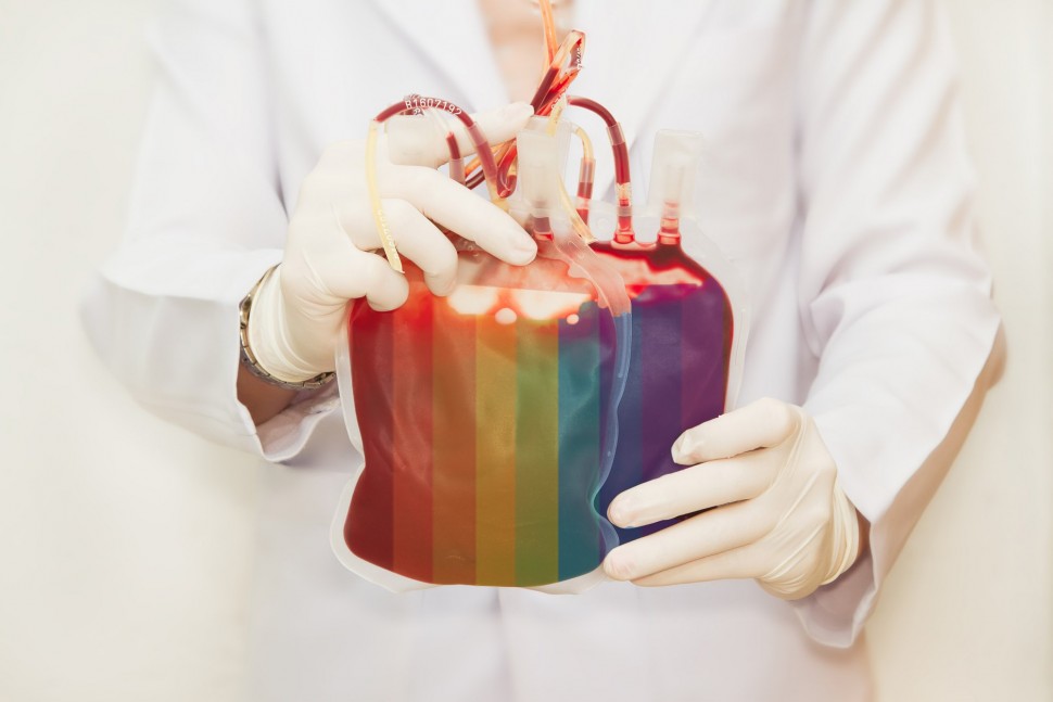 ΗΠΑ: Ισχύει ο αποκλεισμός ομοφυλοφίλων από την αιμοδοσία;