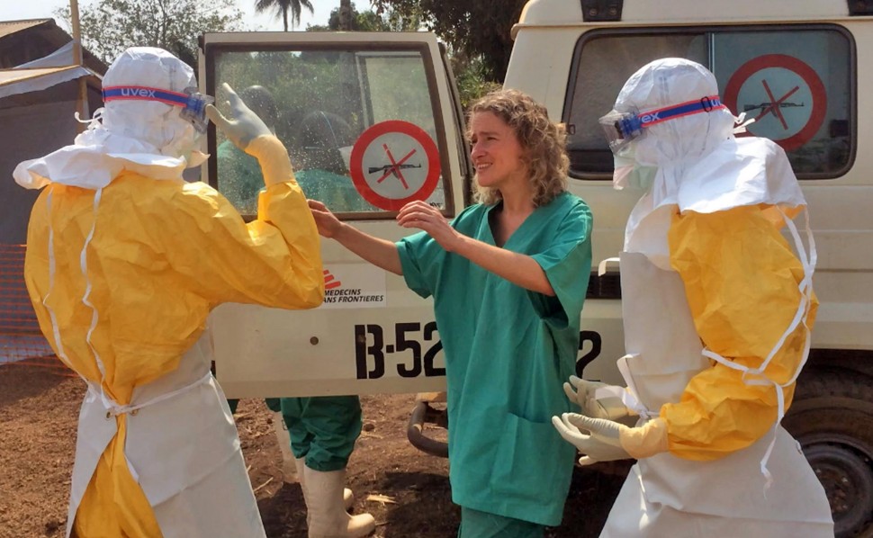 Έμπολα: Σε κατάσταση εκτάκτου ανάγκης η Ν. Γουινέα