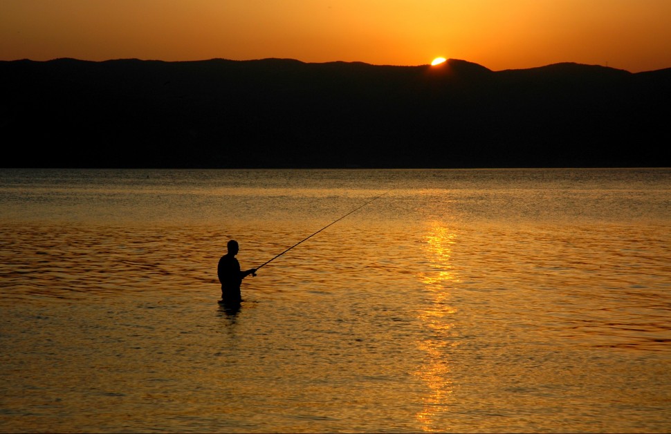 Ψάρεμα: Το χόμπι που χαλαρώνει νου και πνεύμα