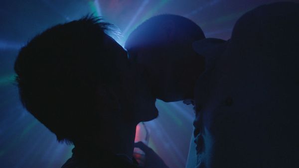 Chemsex: Επικίνδυνα πάρτι με σεξ και ναρκωτικά