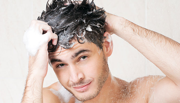 Ανδρικά μυστικά για το λούσιμο των μαλλιών