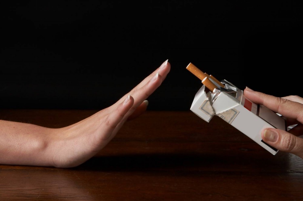 Αν θέλετε να κόψτε το κάπνισμα, κόψτε το «μαχαίρι»
