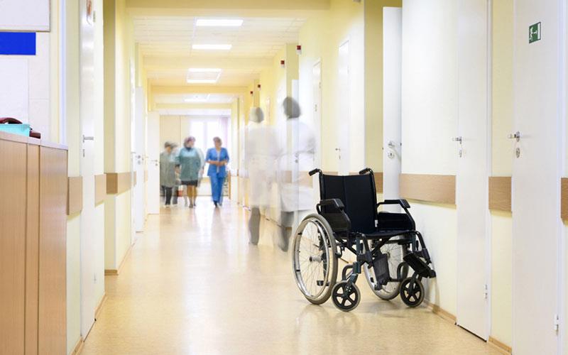 Κύπρος: Το επίδομα αναπηρίας, αφήνει εκτός νοσοκομείων τους παραπληγικούς