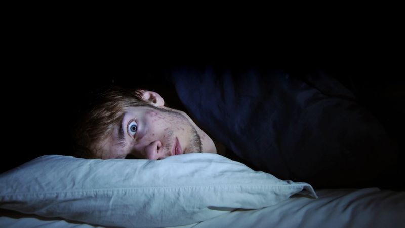 Η αϋπνία συνδέεται με εγκεφαλικές ανωμαλίες