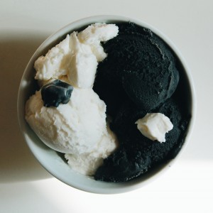 μαύρο παγωτό