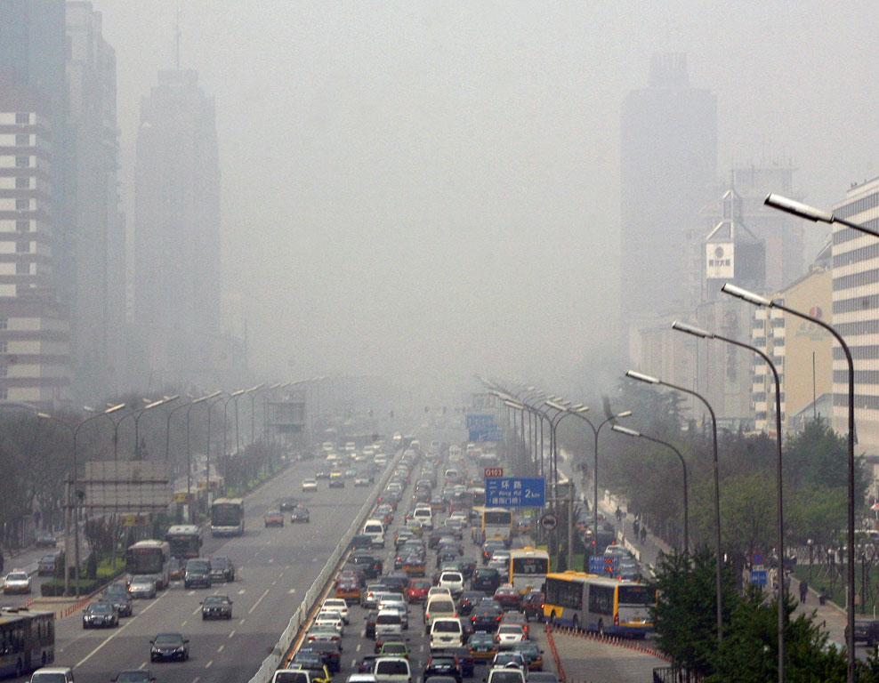 Ατμοσφαιρική μόλυνση: Τι κινδύνους κρύβει