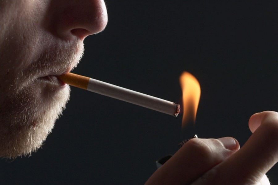 Έμφραγμα: Mεγάλος κίνδυνος για τους καπνιστές κάτω των 50 ετών
