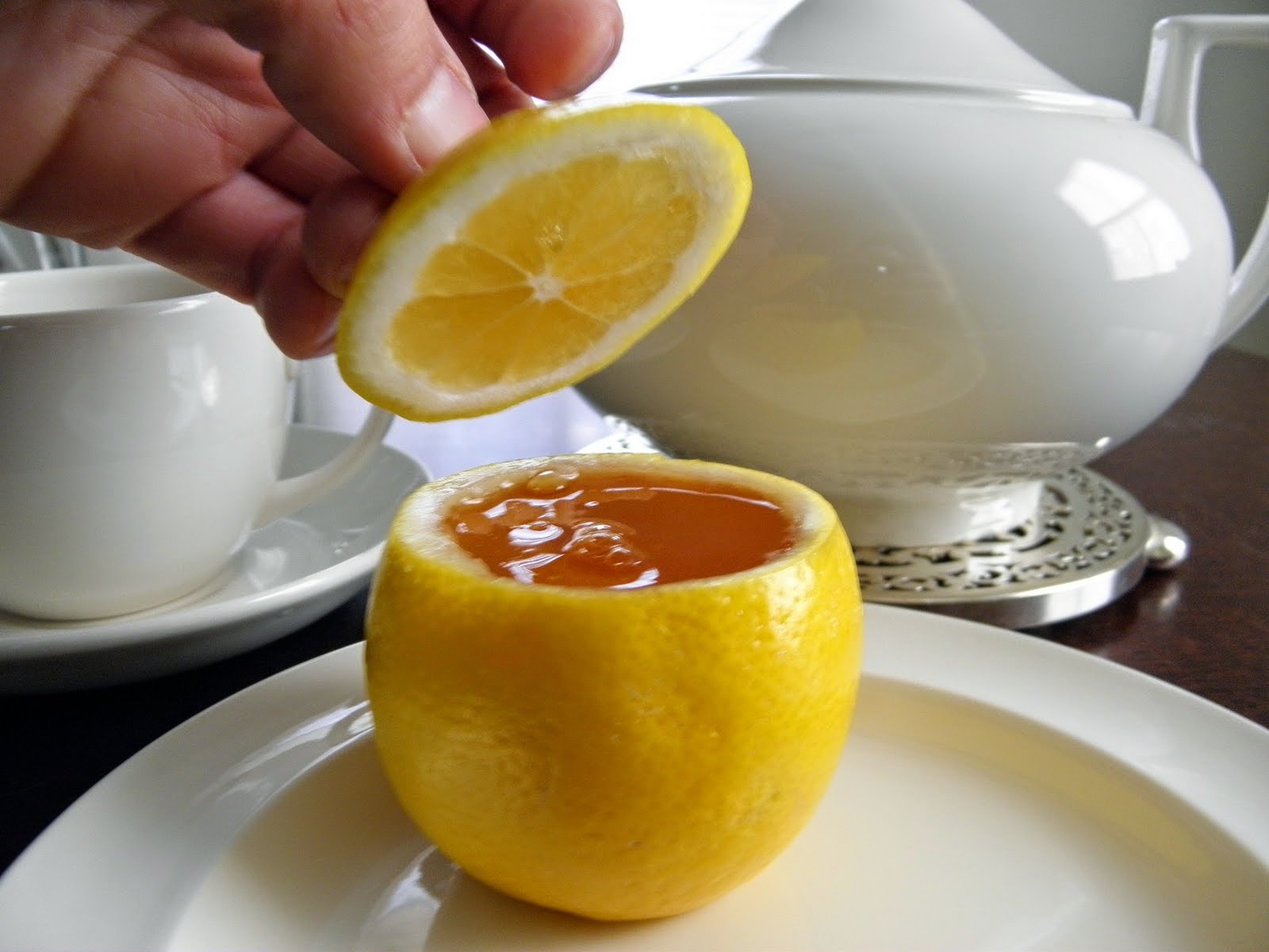 Μυστικές συνταγές ομορφιάς με μέλι και λεμόνι