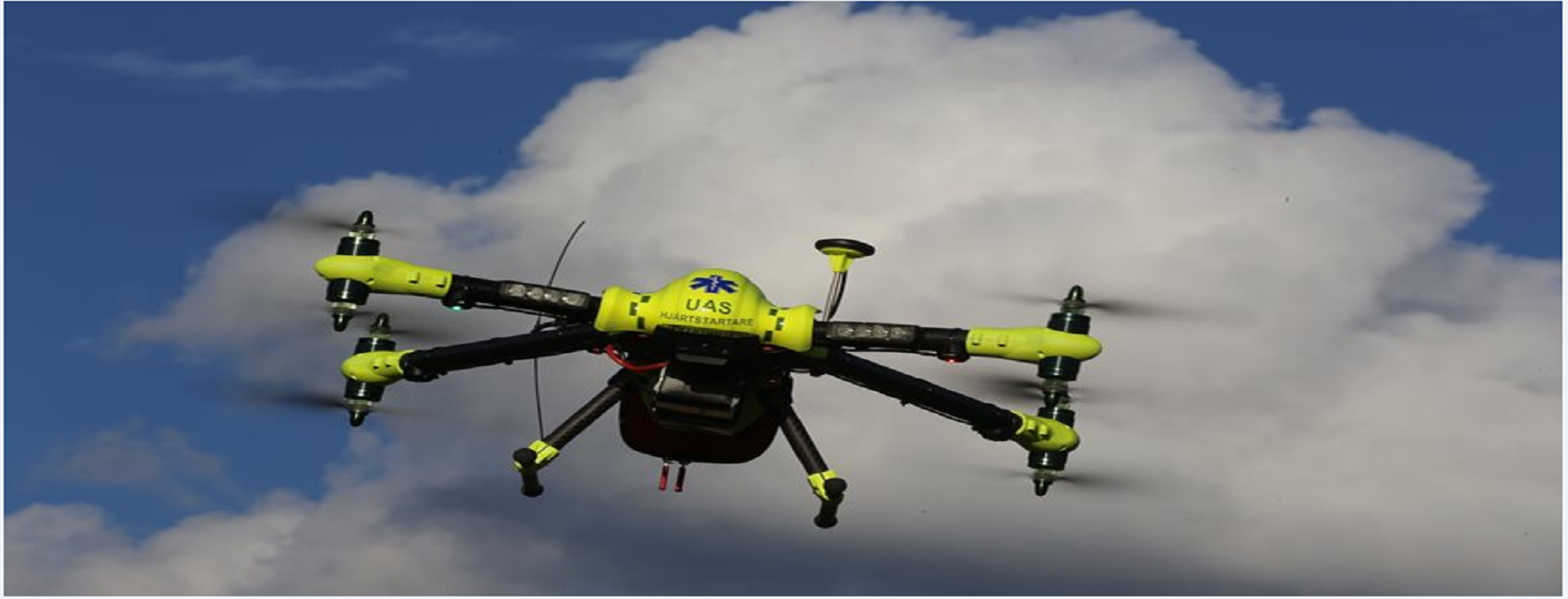Drones μεταφέρουν απινιδωτή ως «ιπτάμενα ΕΚΑΒ» (βίντεο)