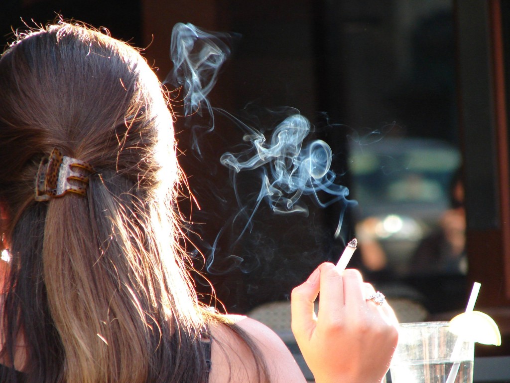 Ένας στους πέντε εφήβους παγκοσμίως είναι καπνιστής