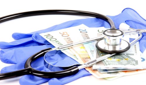Πτώση κατά 40% στις δαπάνες για την υγεία την περίοδο 2009–2015