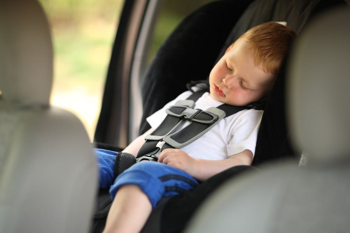 Επικίνδυνο για τα παιδιά το μπροστινό κάθισμα του αυτοκινήτου