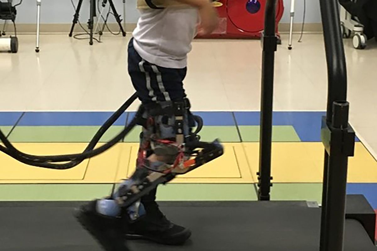 Ρομποτική στολή για παιδιά με εγκεφαλική παράλυση