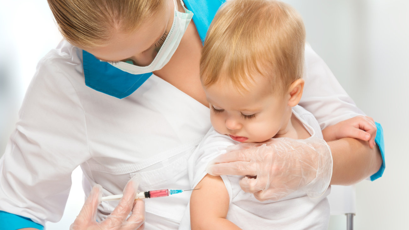 Εκτοξεύτηκε η τιμή των παιδικών εμβολίων την τελευταία 10ετία