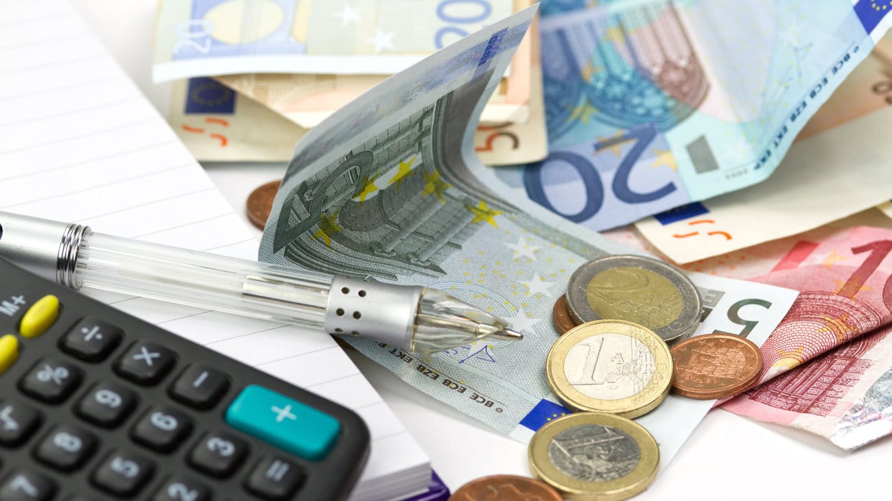 Σοκ από τις αναδρομικές εισφορές σε γιατρούς – φαρμακοποιούς