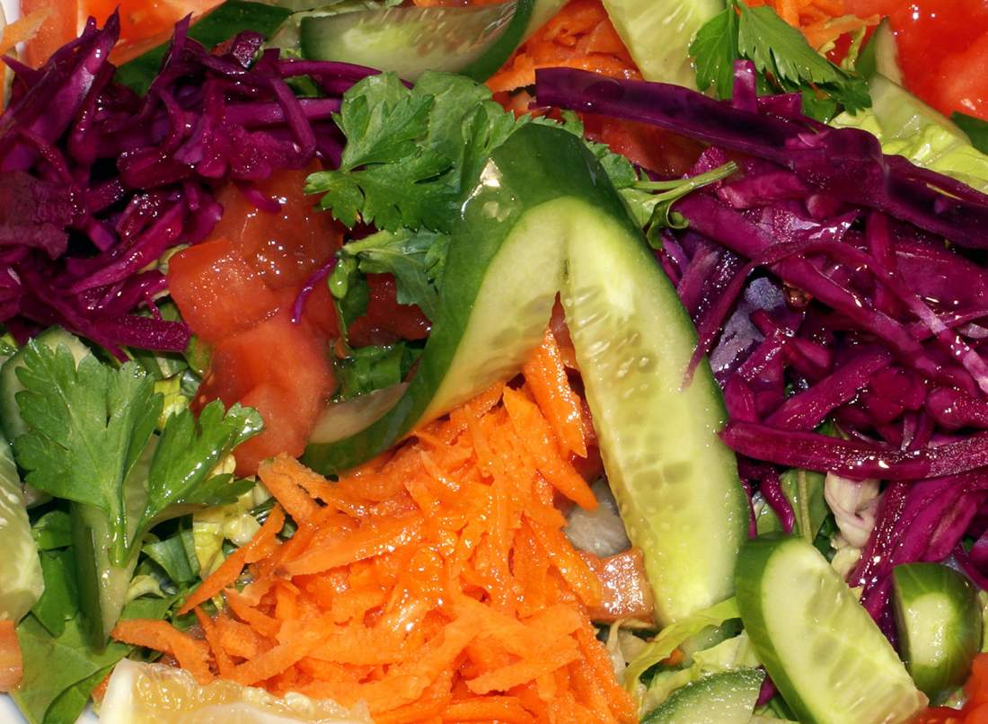 Τονώστε τη διάθεσή σας τρώγοντας σαλάτες