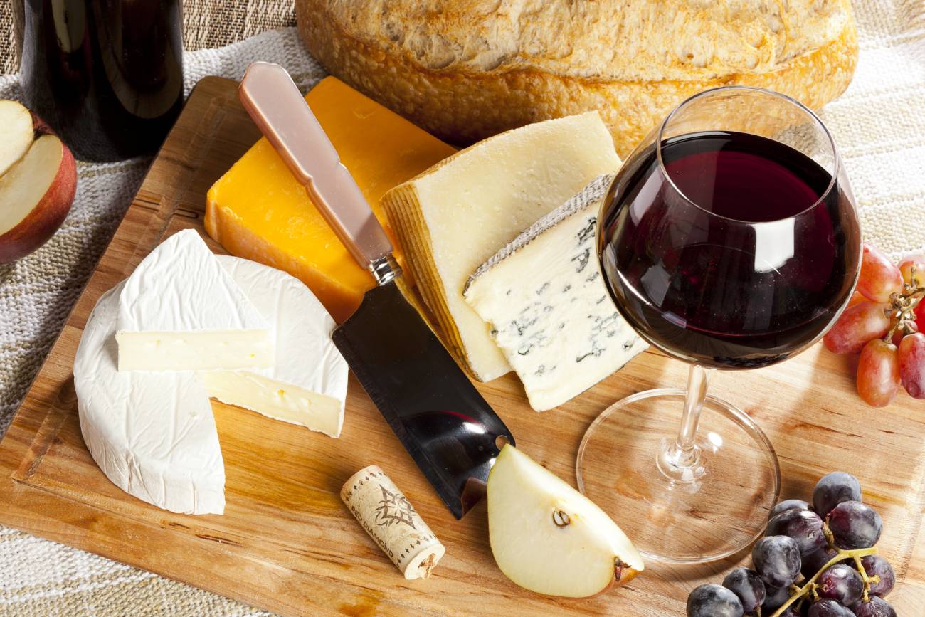 Πώς επηρεάζεται η καρδιά αν τρώτε τυρί κάθε μέρα;