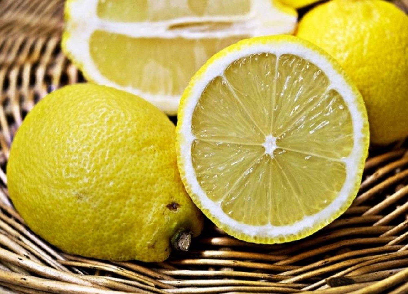 Οκτώ εναλλακτικές χρήσεις του λεμονιού που δεν φαντάζεστε!