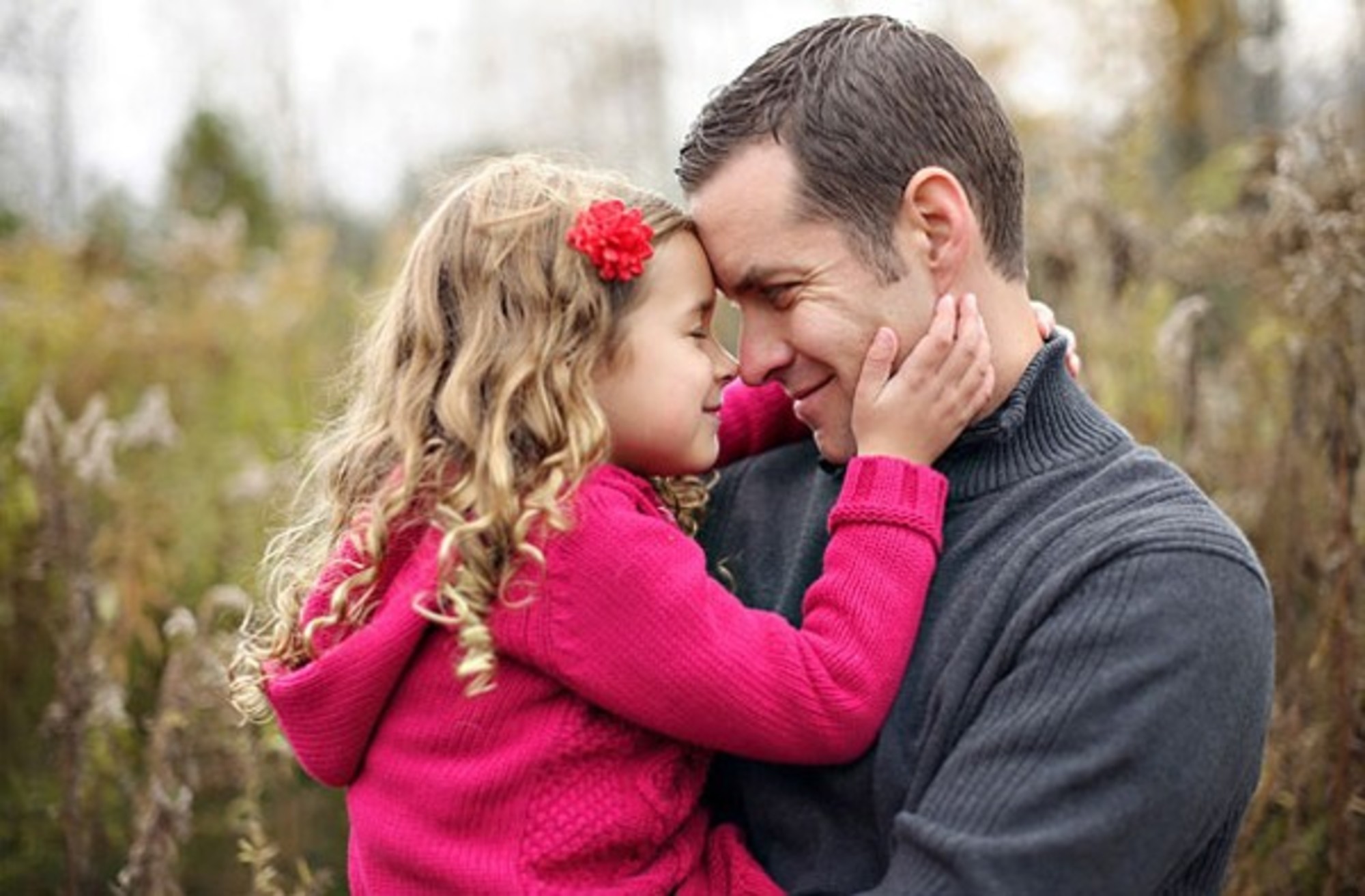 Γιατί οι μπαμπάδες “τρελαίνονται” για τις κόρες τους