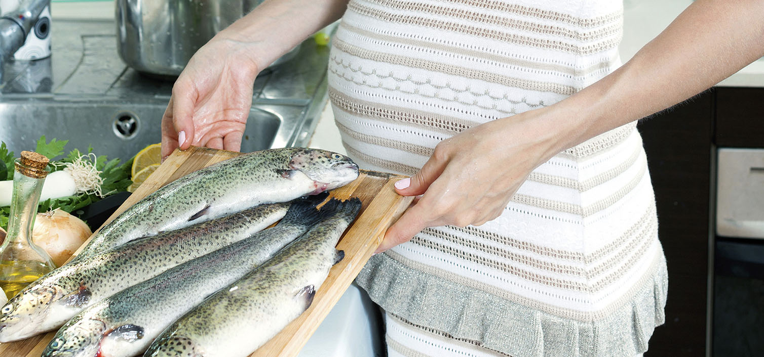 Πως σχετίζεται η κατανάλωση ψαριών με τις έγκυες