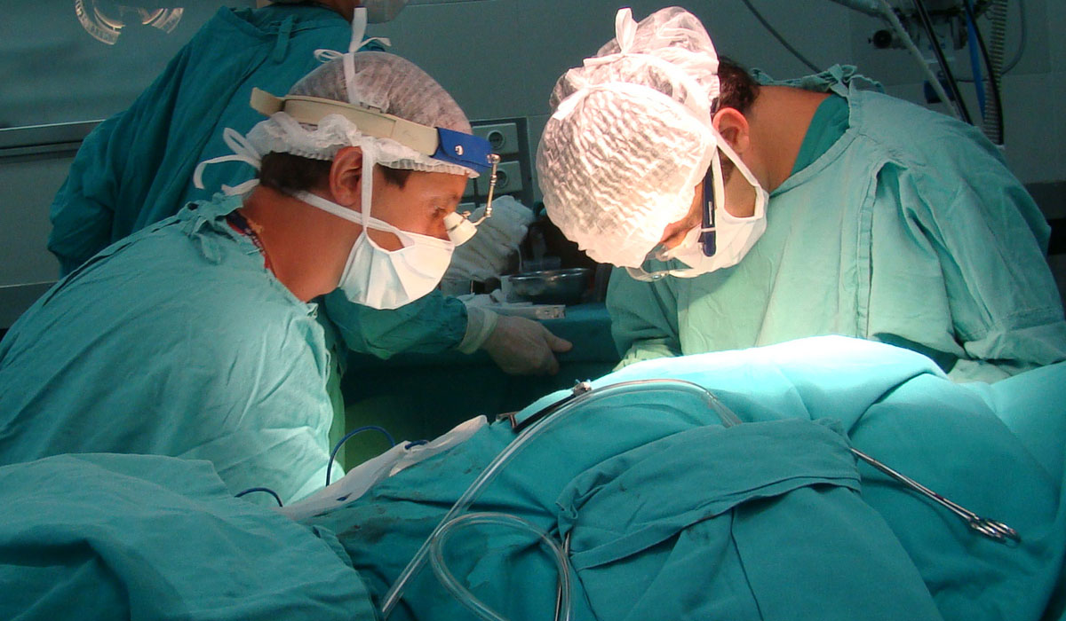 Χειρουργικές τεχνικές ελάχιστα επεμβατικές και προγράμματα ταχείας αποκατάστασης