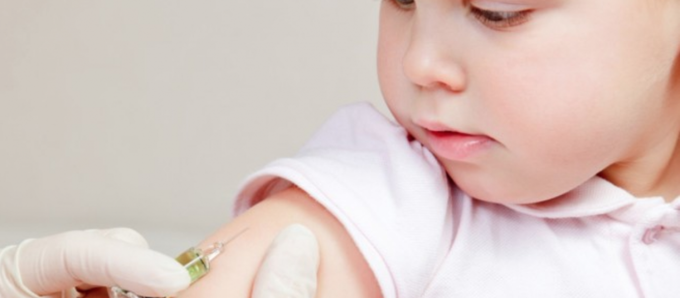 Αποσύρετε την εγκύκλιο για το μη εμβολιασμό λένε οι παιδίατροι