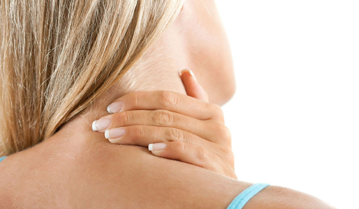Πως θα αντιμετωπίσετε αποτελεσματικά τον πόνο στον αυχένα