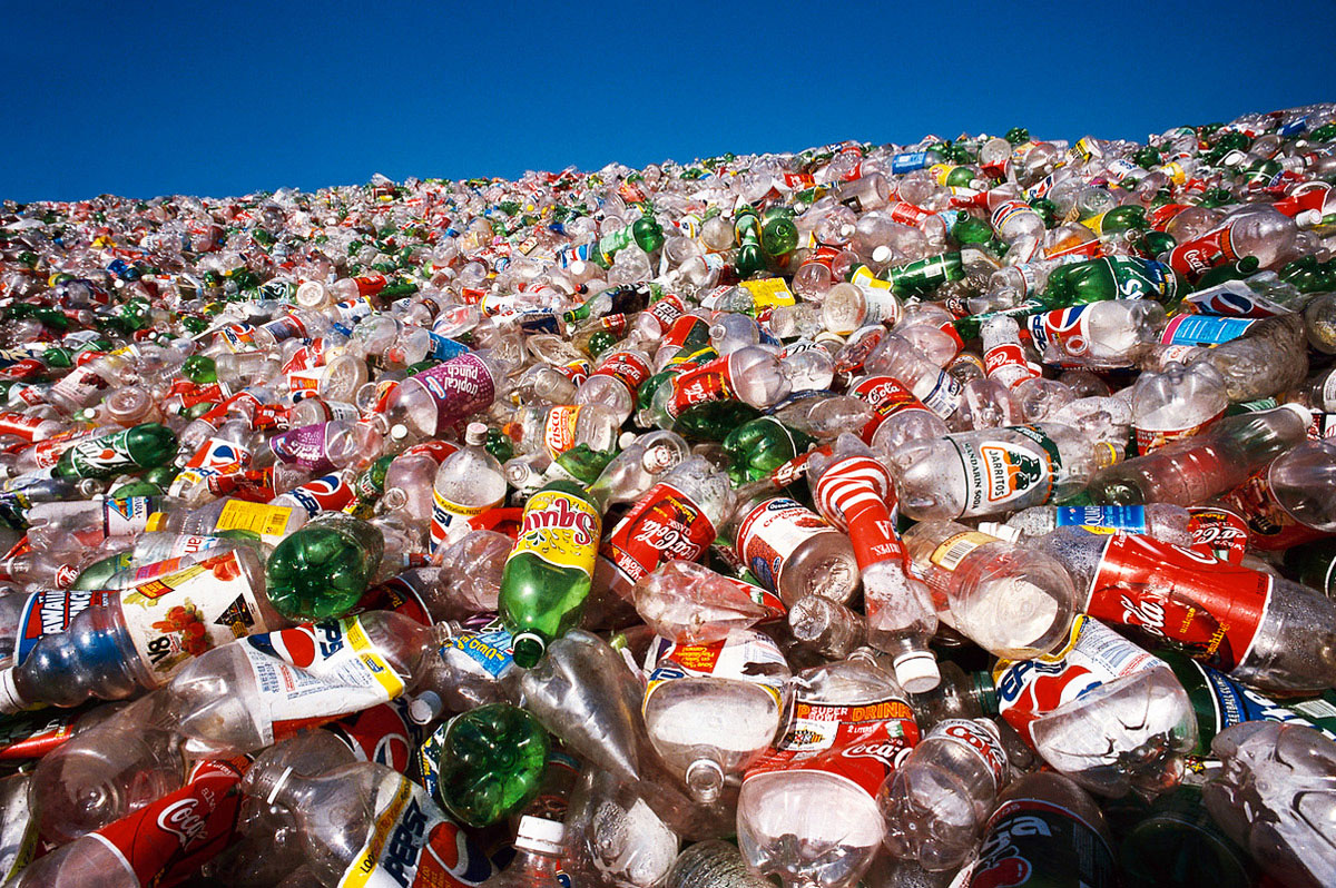 Διεθνής έρευνα έδειξε υπολείμματα πλαστικών στον οργανισμό μας!