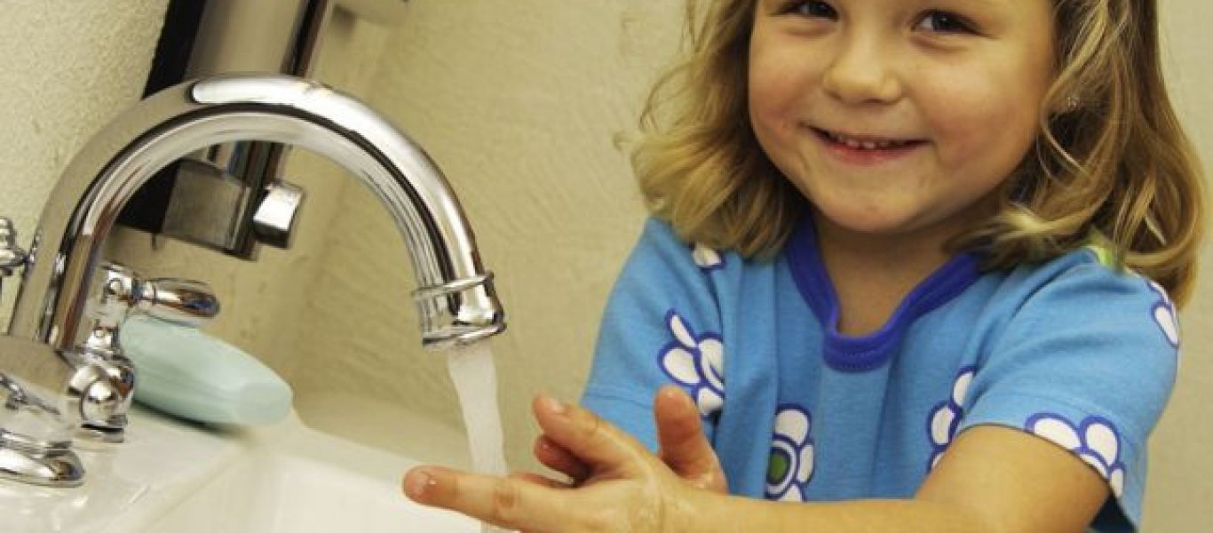 Βασικές οδηγίες για το πλύσιμο χεριών των παιδιών