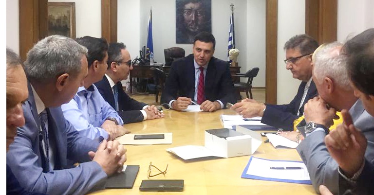 YYKA PIS KIKILIAS