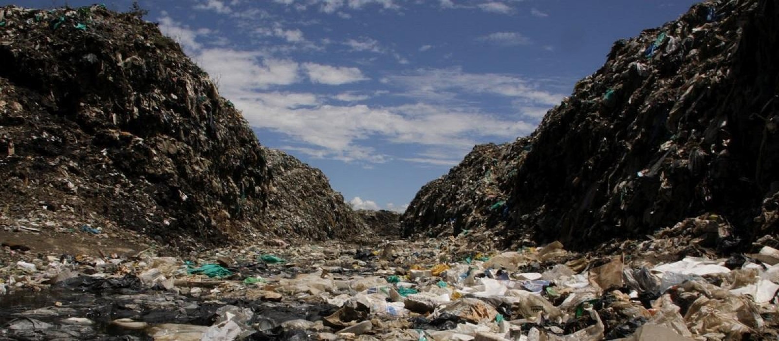 Η Ελλάδα δεν έχει συμμορφωθεί με την ευρωπαϊκή νομοθεσία για τα απόβλητα