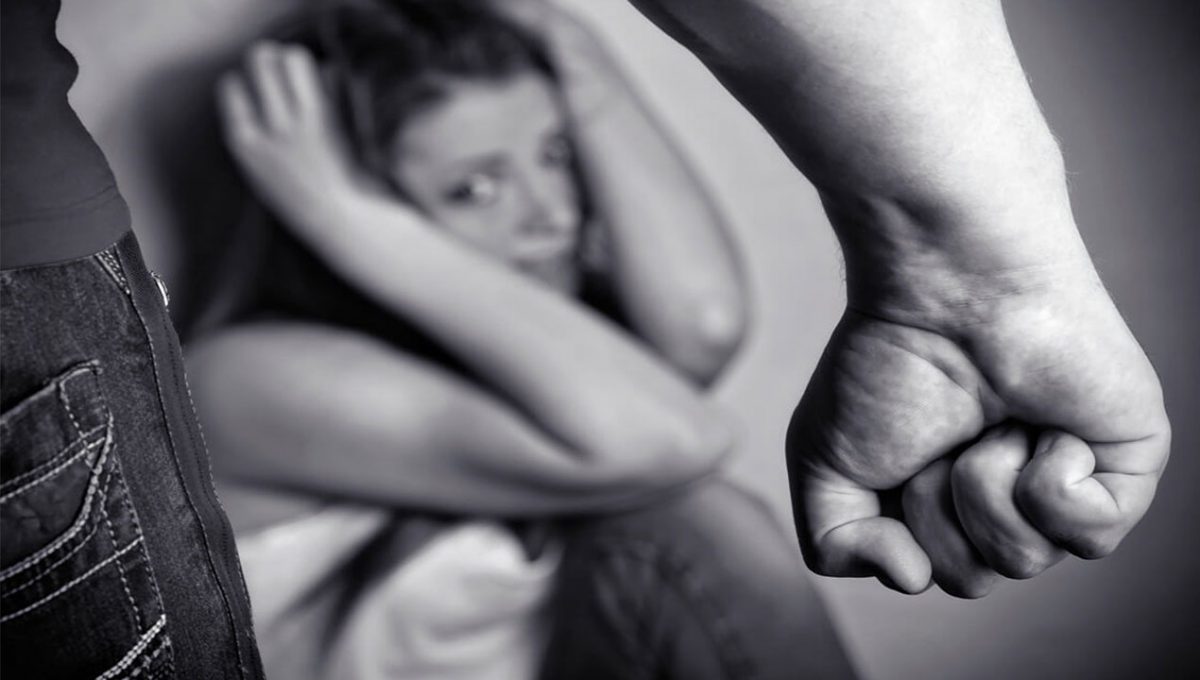 Καμπάνιας για την κακοποίηση των γυναικών από την Ελληνική Ιατροδικαστική Εταιρία
