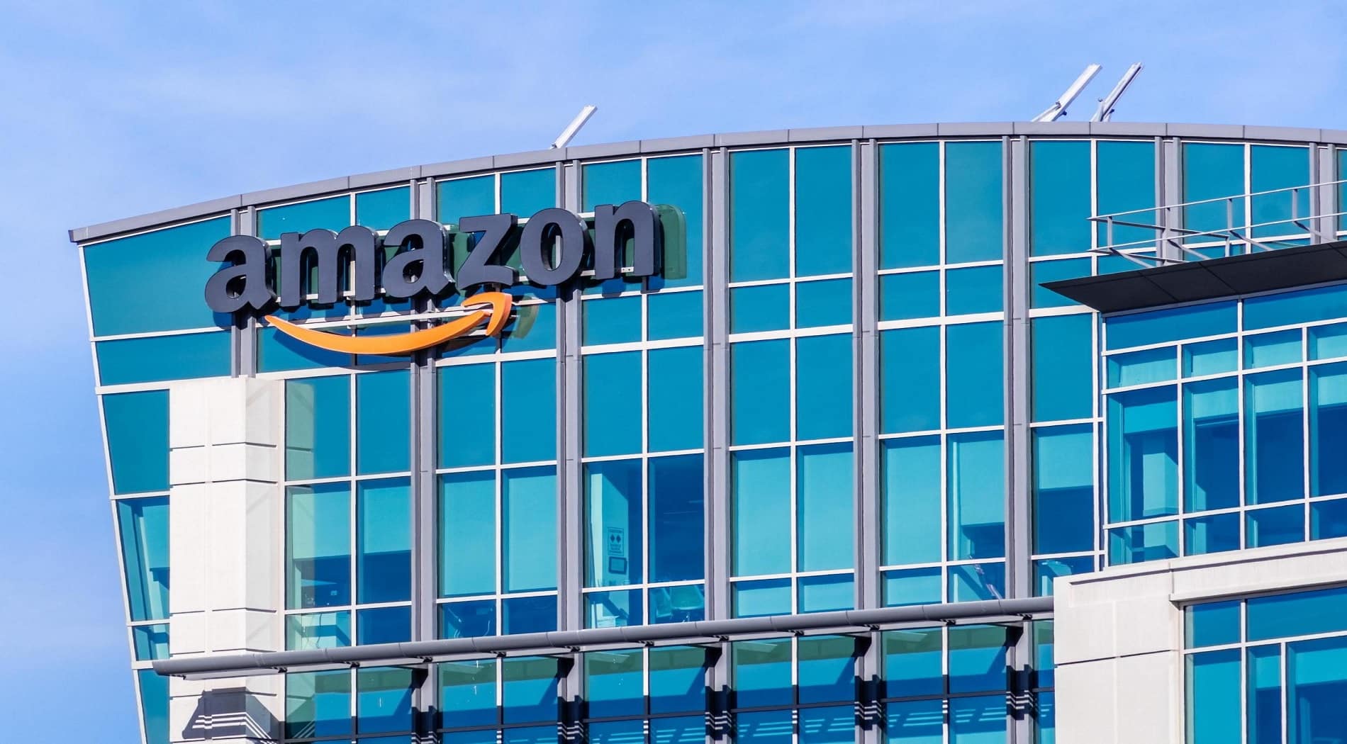 Η Amazon  αποκτά  πρόσβαση σε όλα τα ιατρικά δεδομένα του NHS