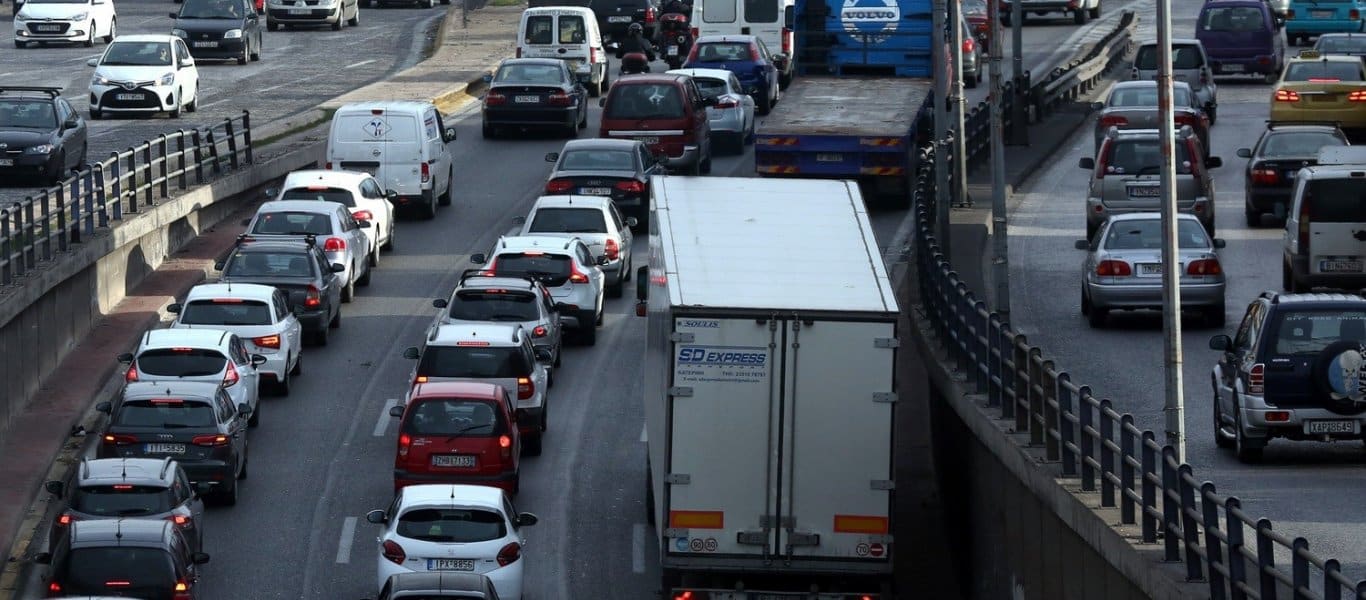 Αυξημένα μέτρα ασφαλείας το Σαββατοκύριακο σε δρόμους, λιμάνια, λαϊκές