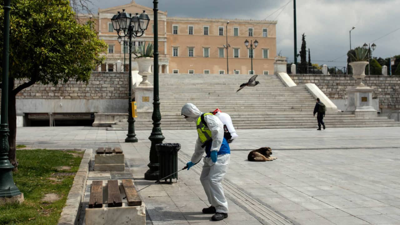 Οδηγίες για καθαρισμό δημόσιων χώρων κατά την επάνοδο στην κανονικότητα