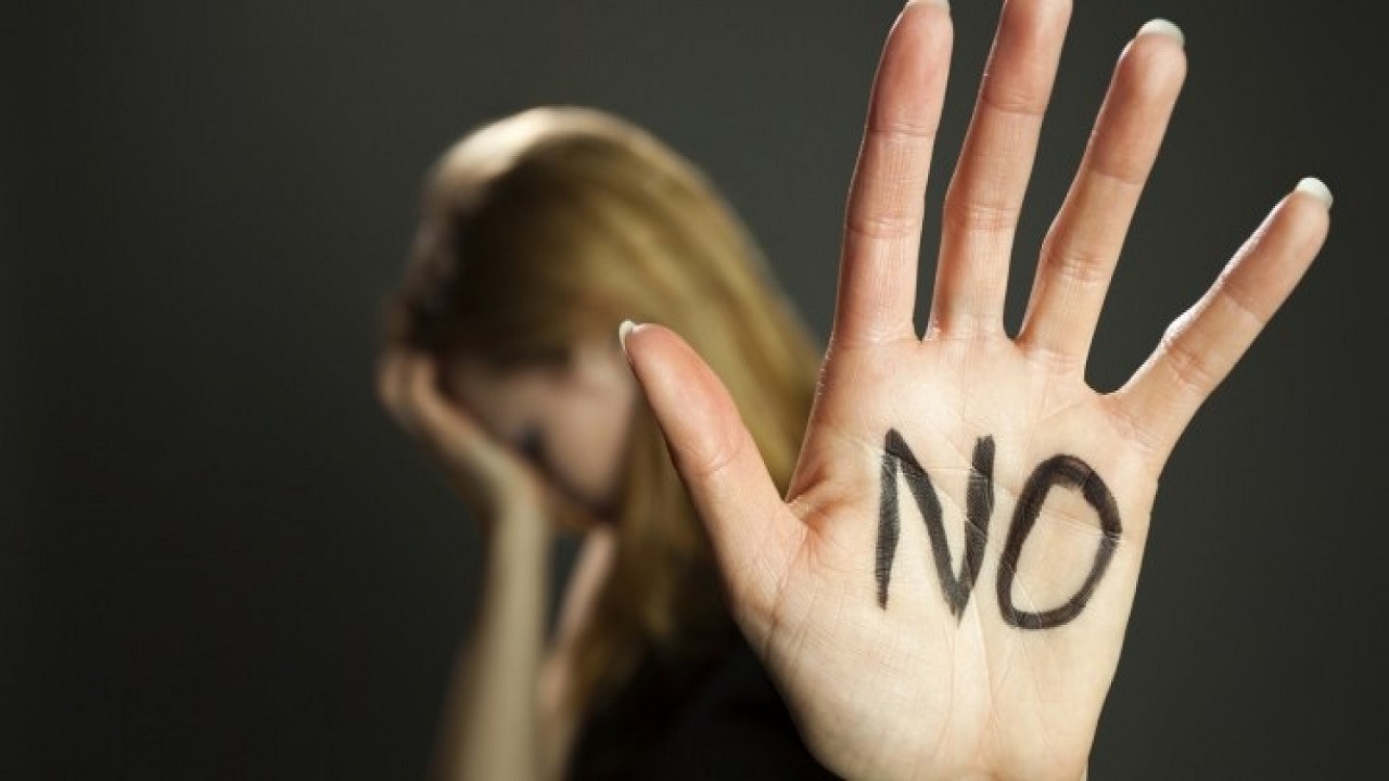 Δραματική αύξηση της ενδοοικογενειακής βίας στην καραντίνα