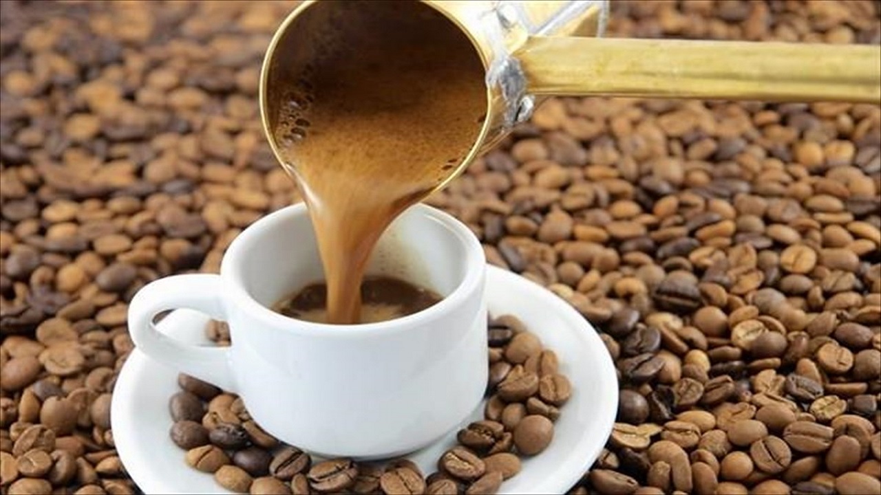 Πέντε μύθοι για τον καφέ που καταρρίπτουν οι ειδικοί