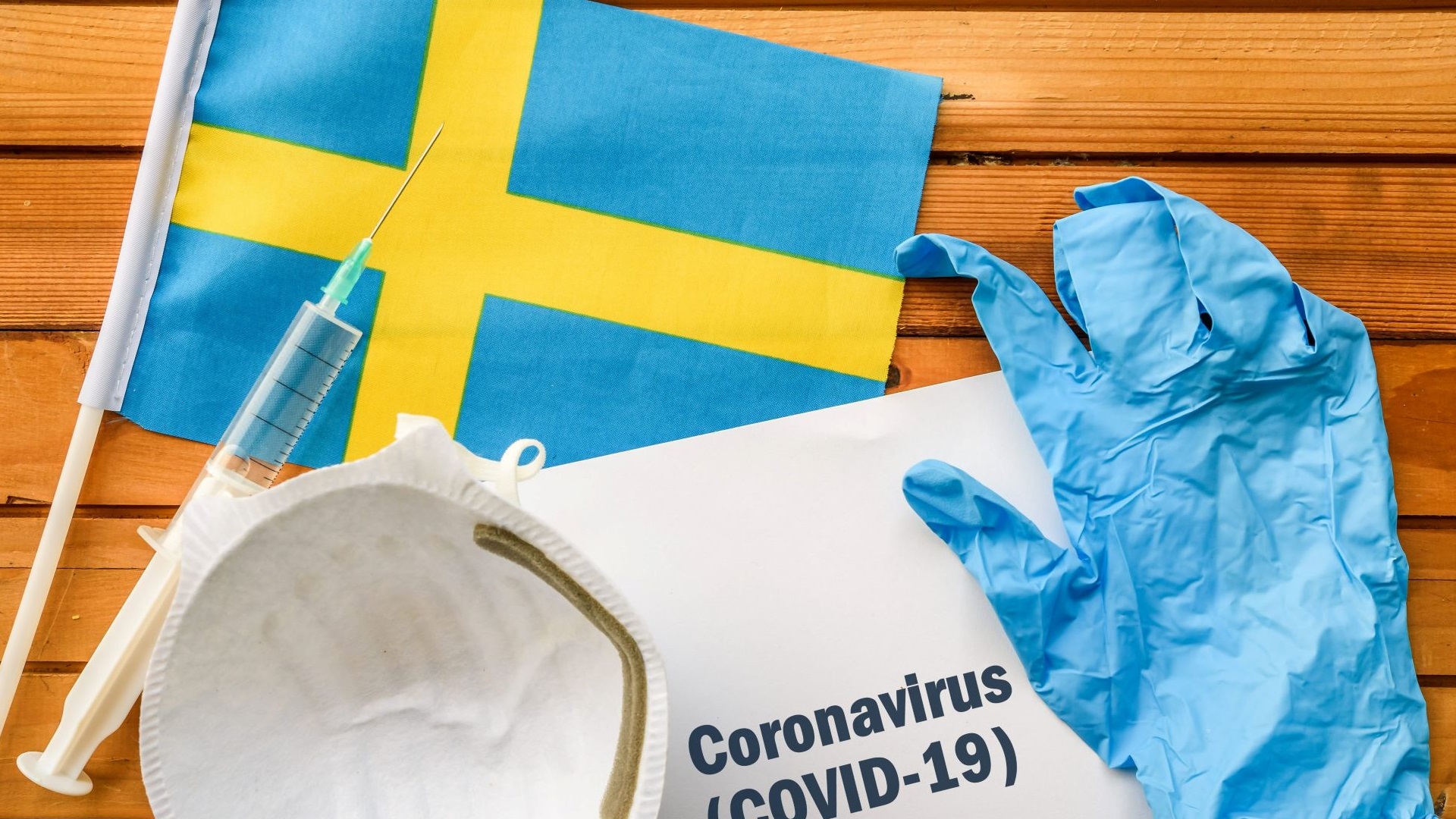Το “πείραμα της Σουηδίας” και το σφυροκόπημα σε υγεία και οικονομία